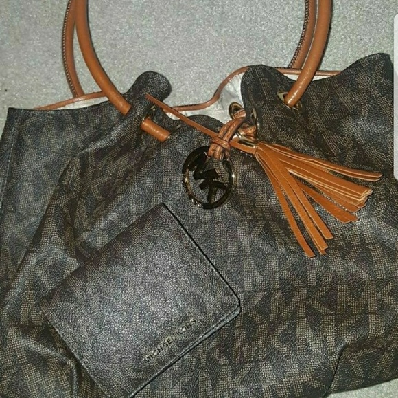 Michael Kors Handbags - Purse and Wallet